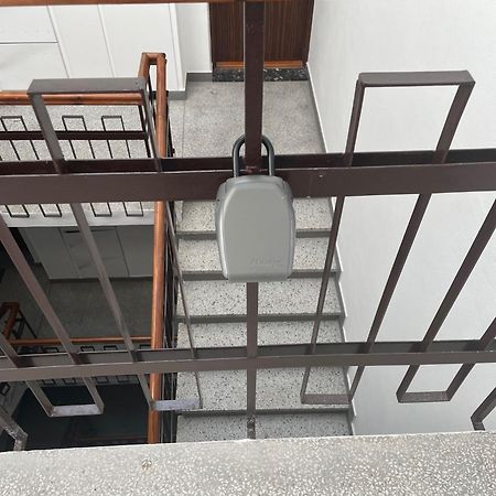 Kawalerka Premium B 30M2 - Po Remoncie - Nowa! Leilighet Warszawa Eksteriør bilde